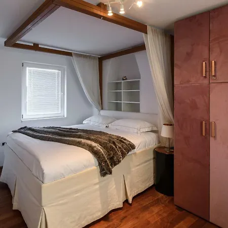 Sebastijan Apartment *