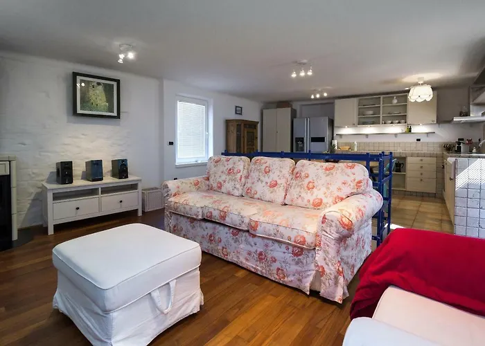 Sebastijan アパート ピラン