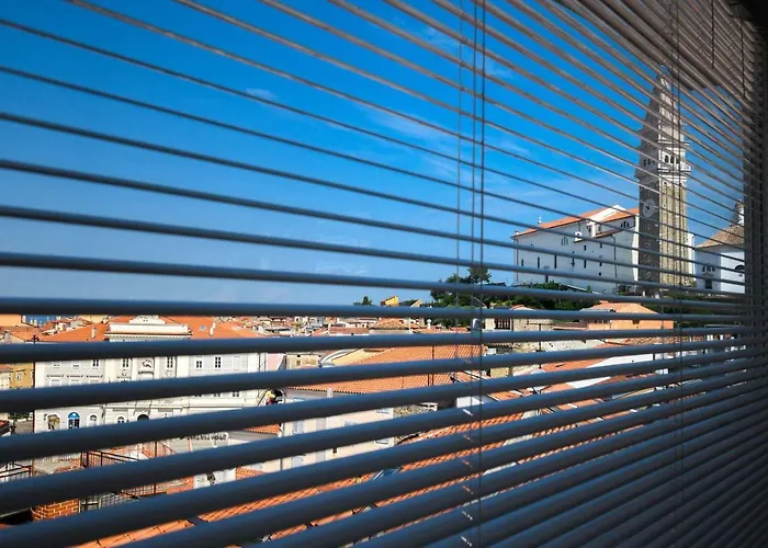 Sebastijan アパート *